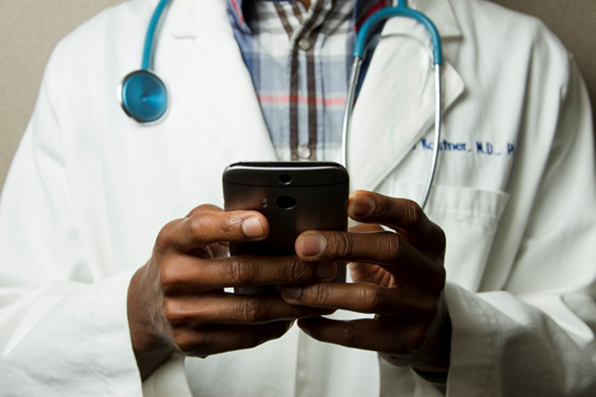 Quais sao as vantagens da telemedicina
